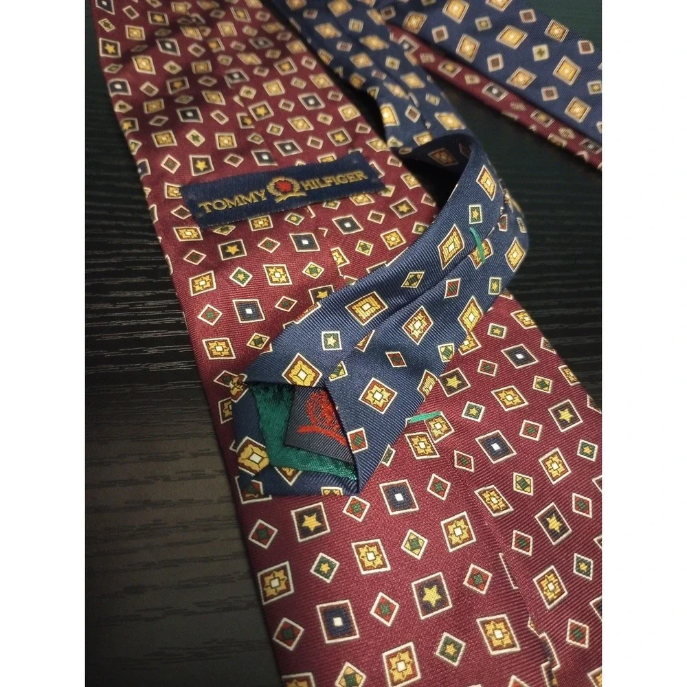 Tommy Hilfiger 100% Italian‎ Silk Men's Neck Tie
